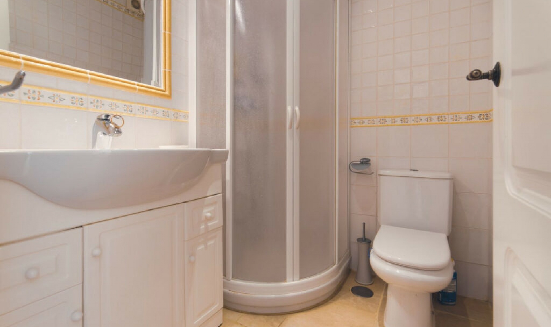 Resale - House -
Frigiliana