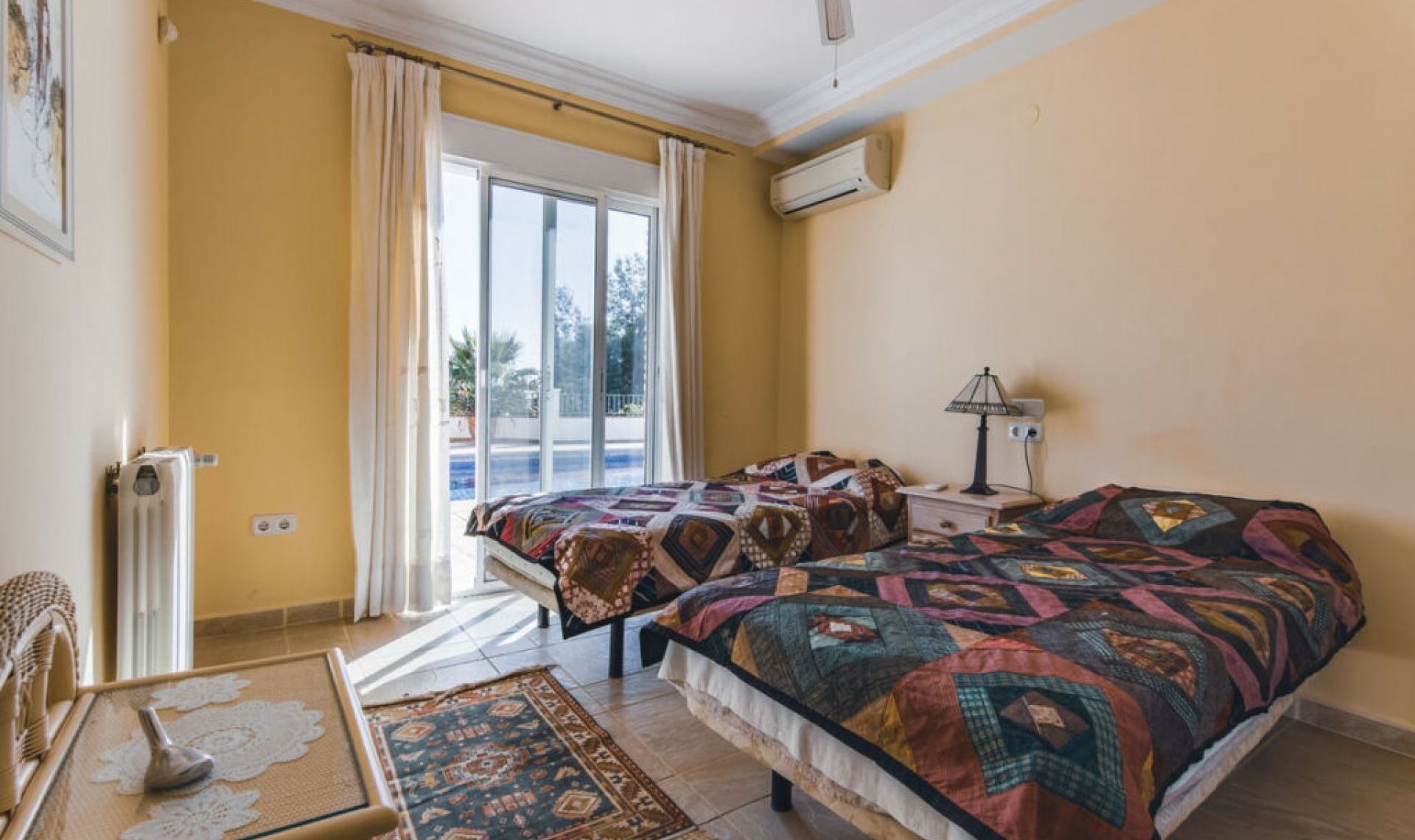 Resale - House -
Frigiliana