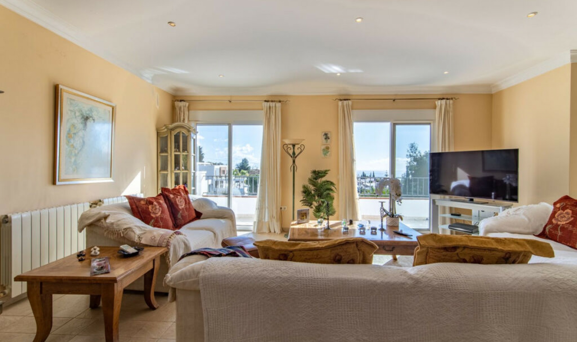 Resale - House -
Frigiliana