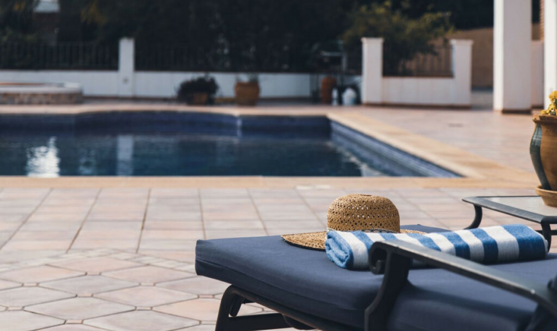 Resale - House -
Frigiliana