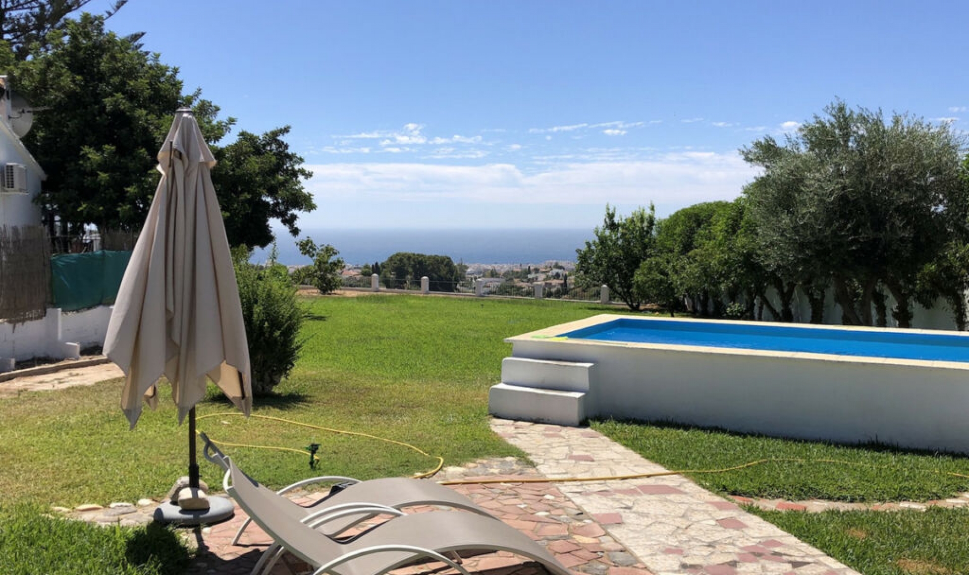 Resale - House -
Frigiliana