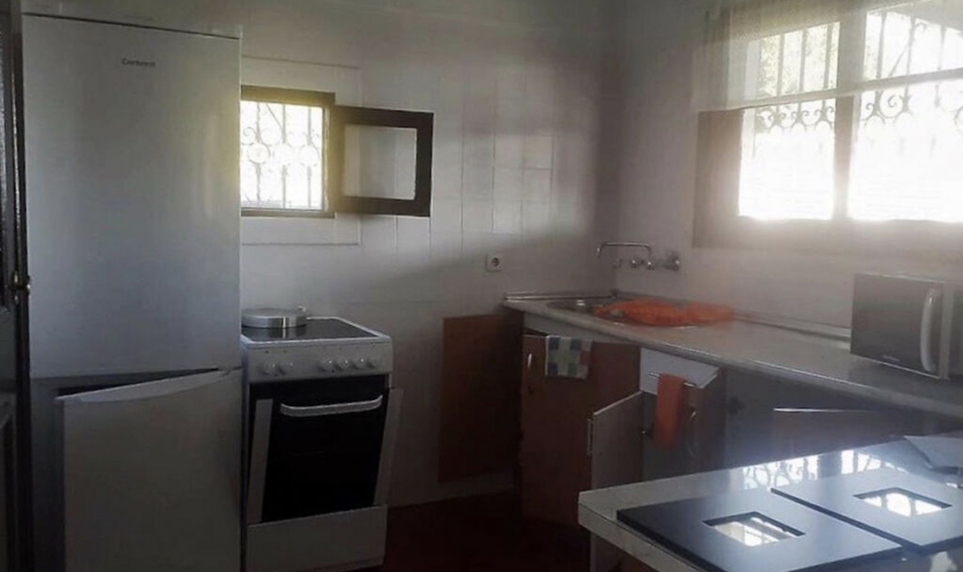 Resale - House -
Frigiliana