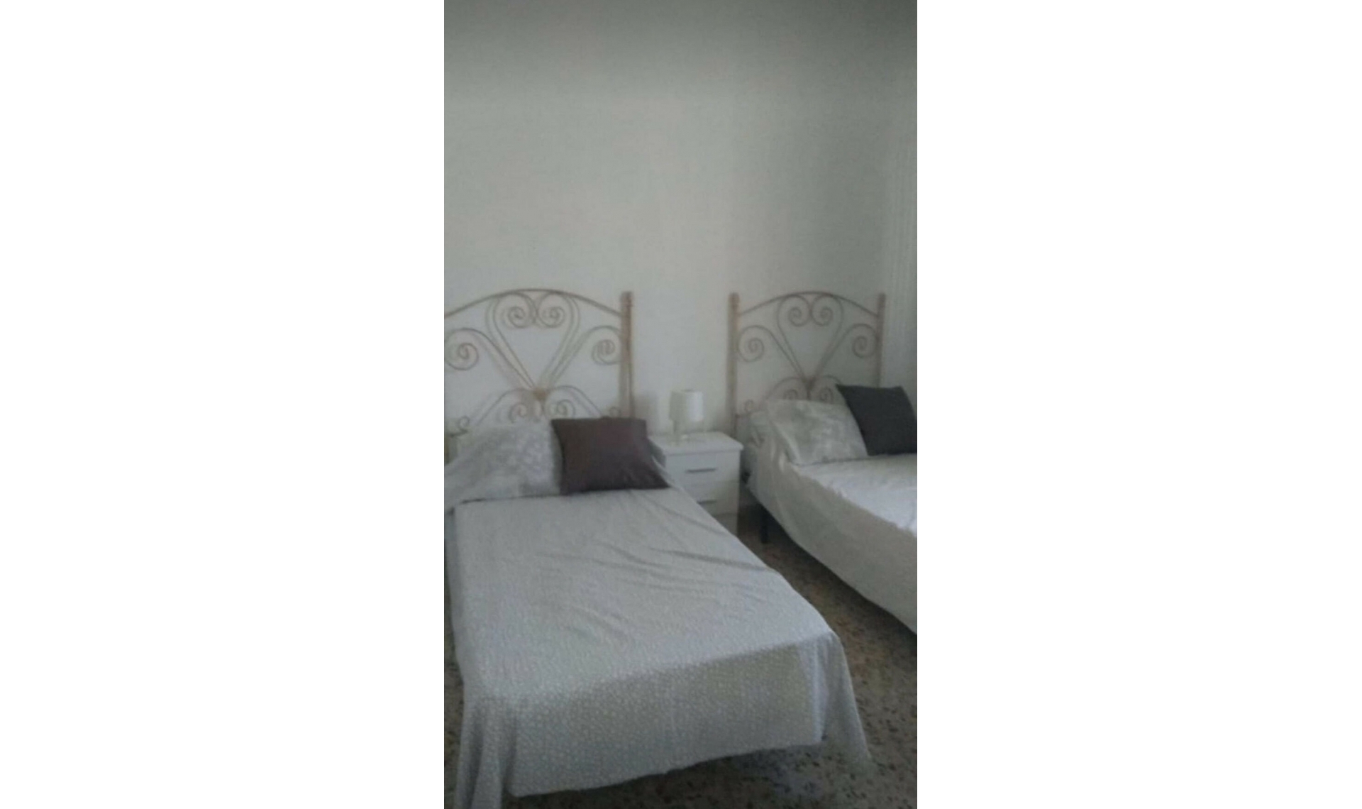 Resale - House -
Frigiliana