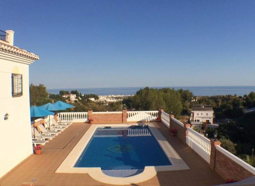 Resale - House -
Frigiliana