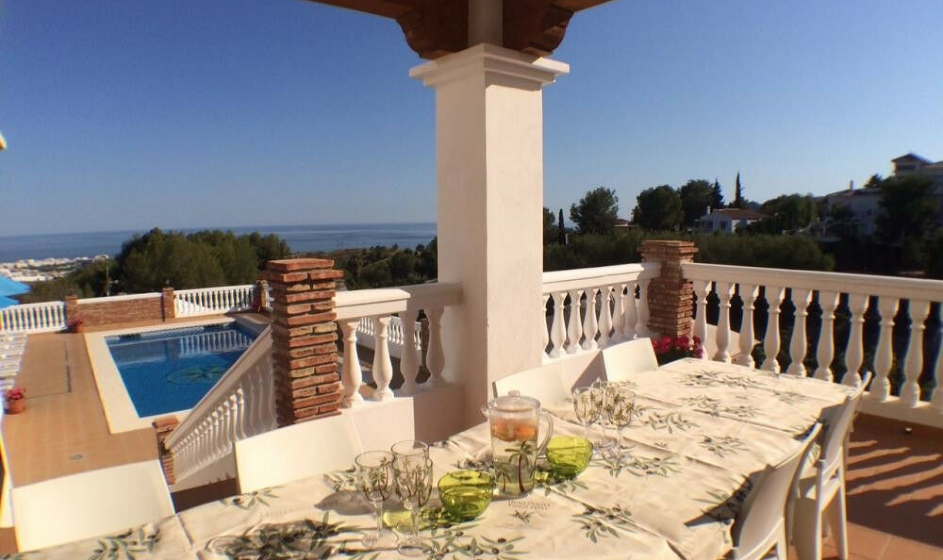 Resale - House -
Frigiliana