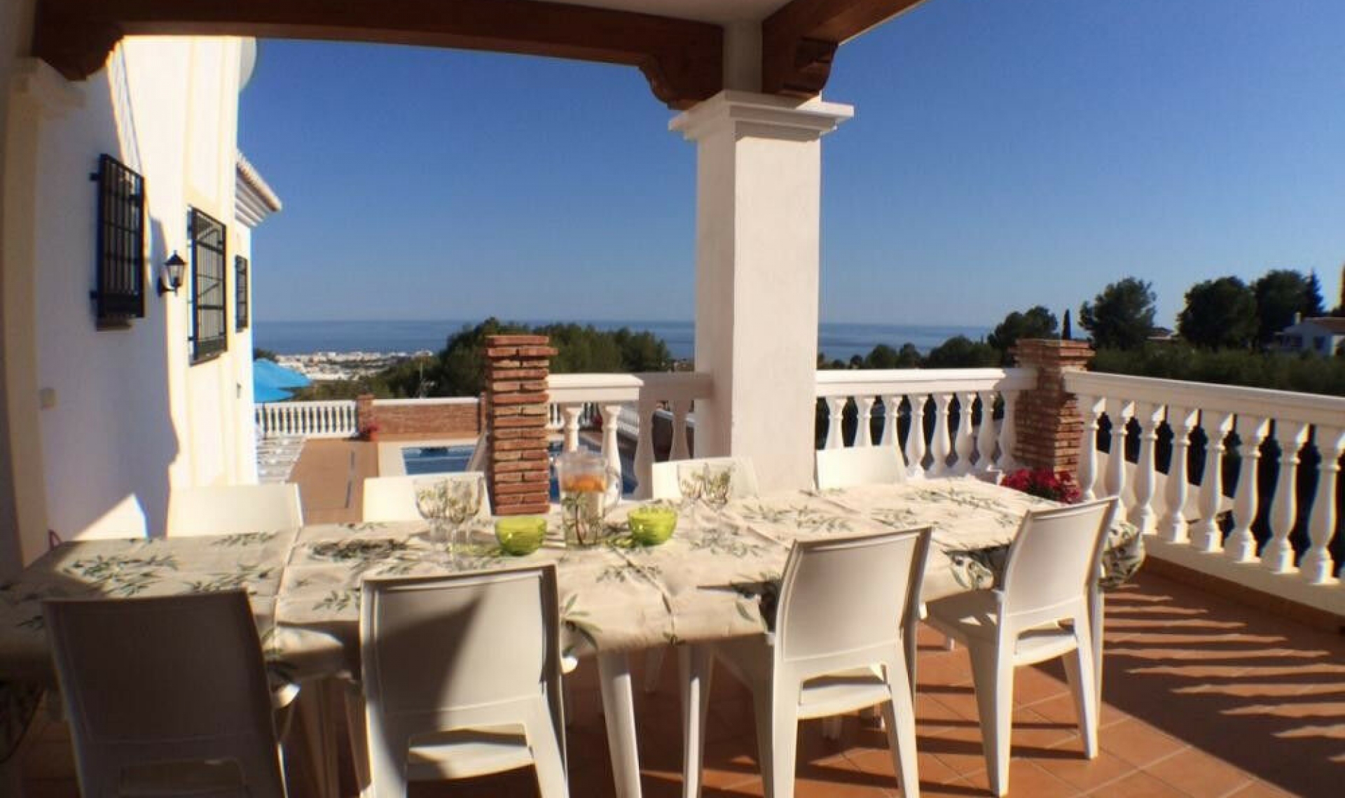 Resale - House -
Frigiliana