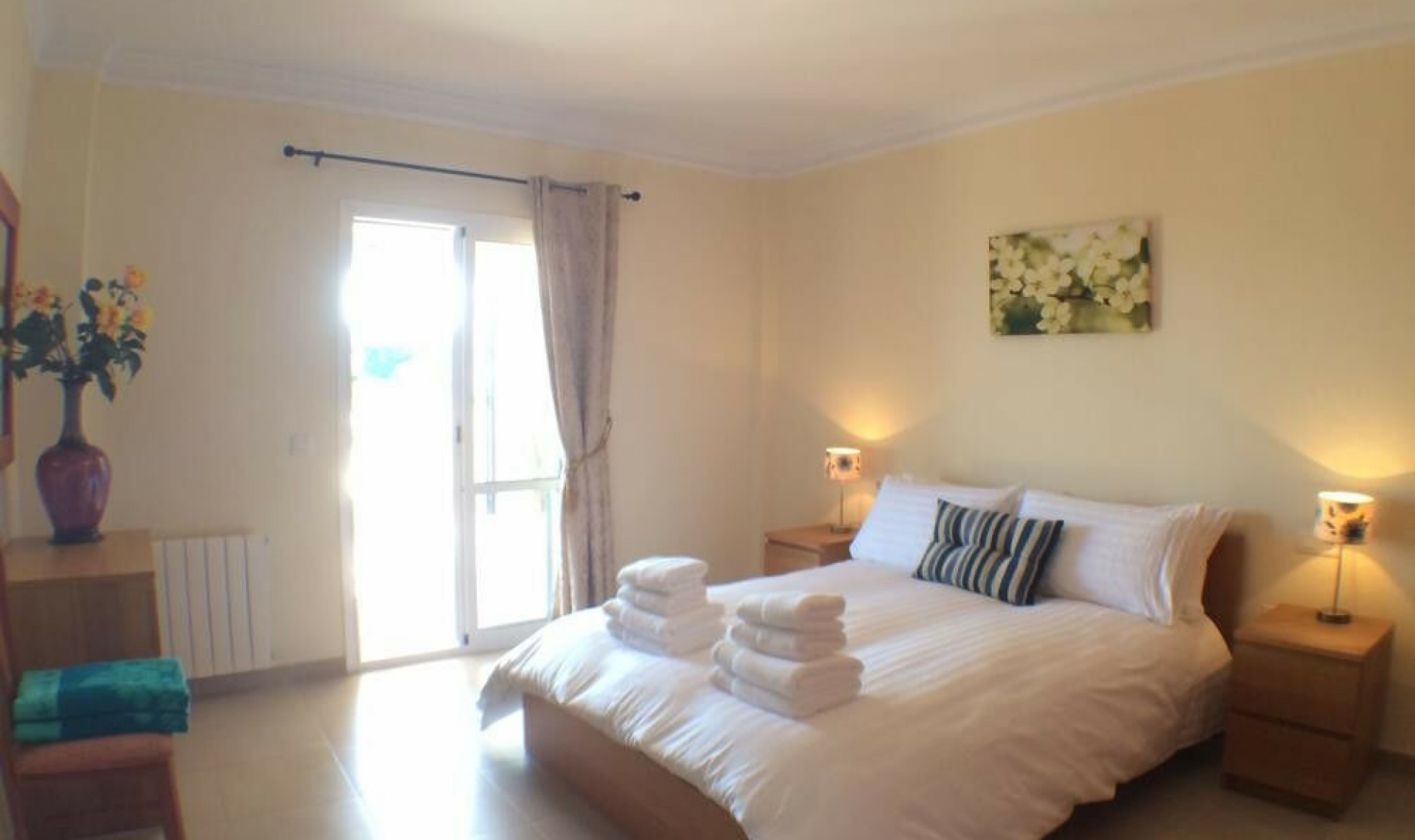 Resale - House -
Frigiliana