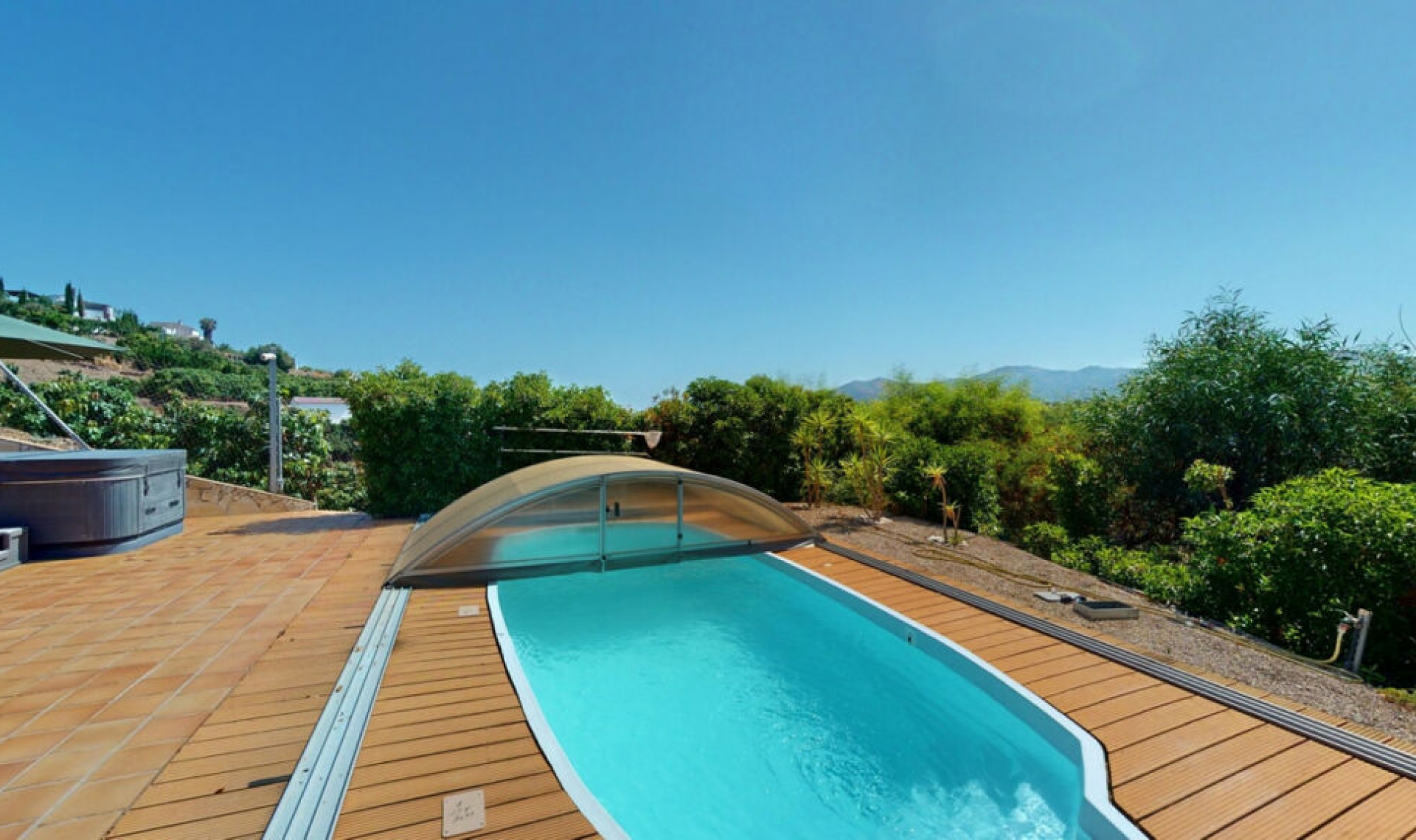 Resale - House -
Frigiliana