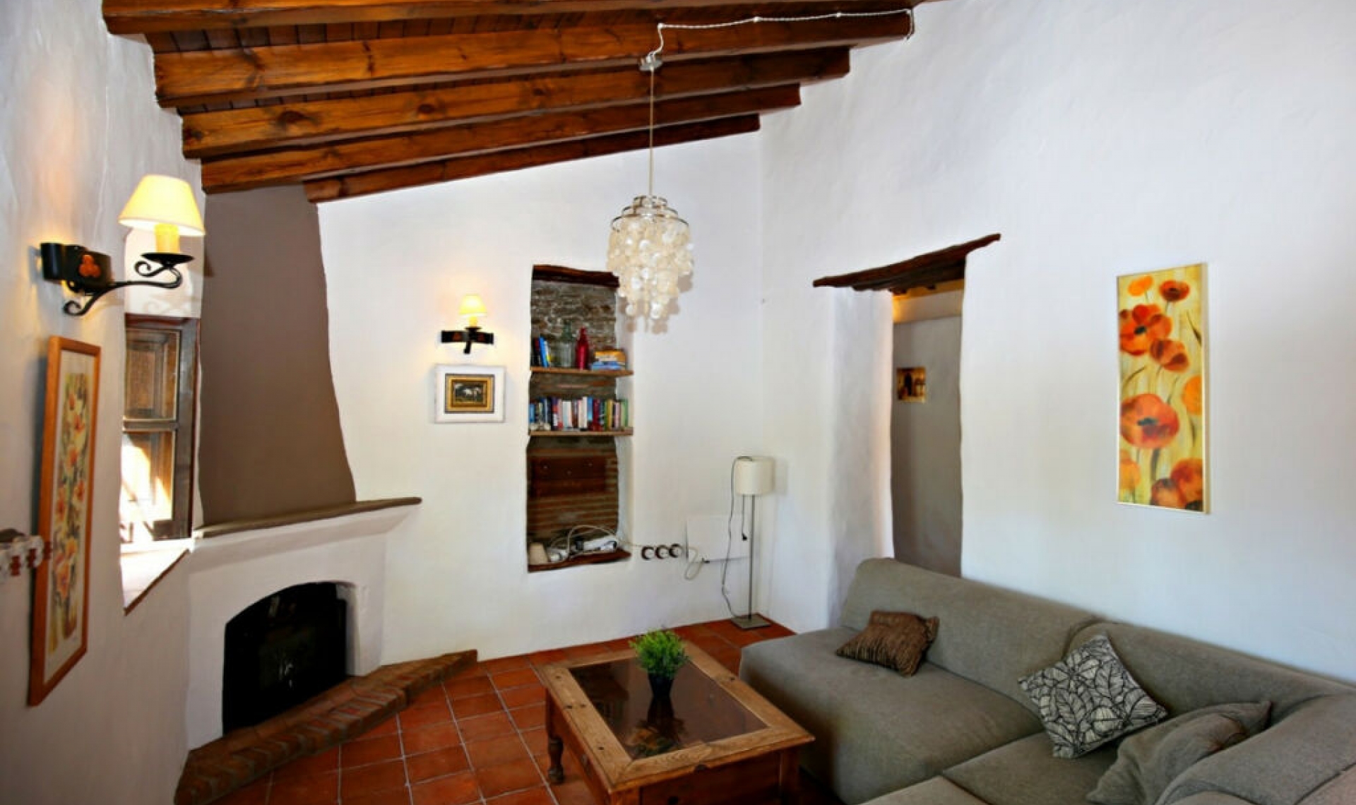 Resale - House -
Frigiliana