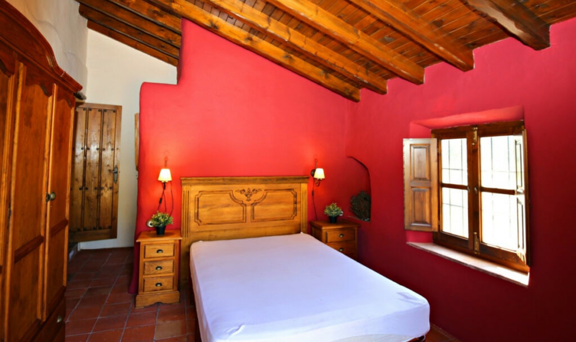 Resale - House -
Frigiliana