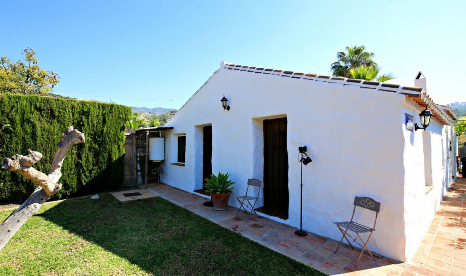 Resale - House -
Frigiliana
