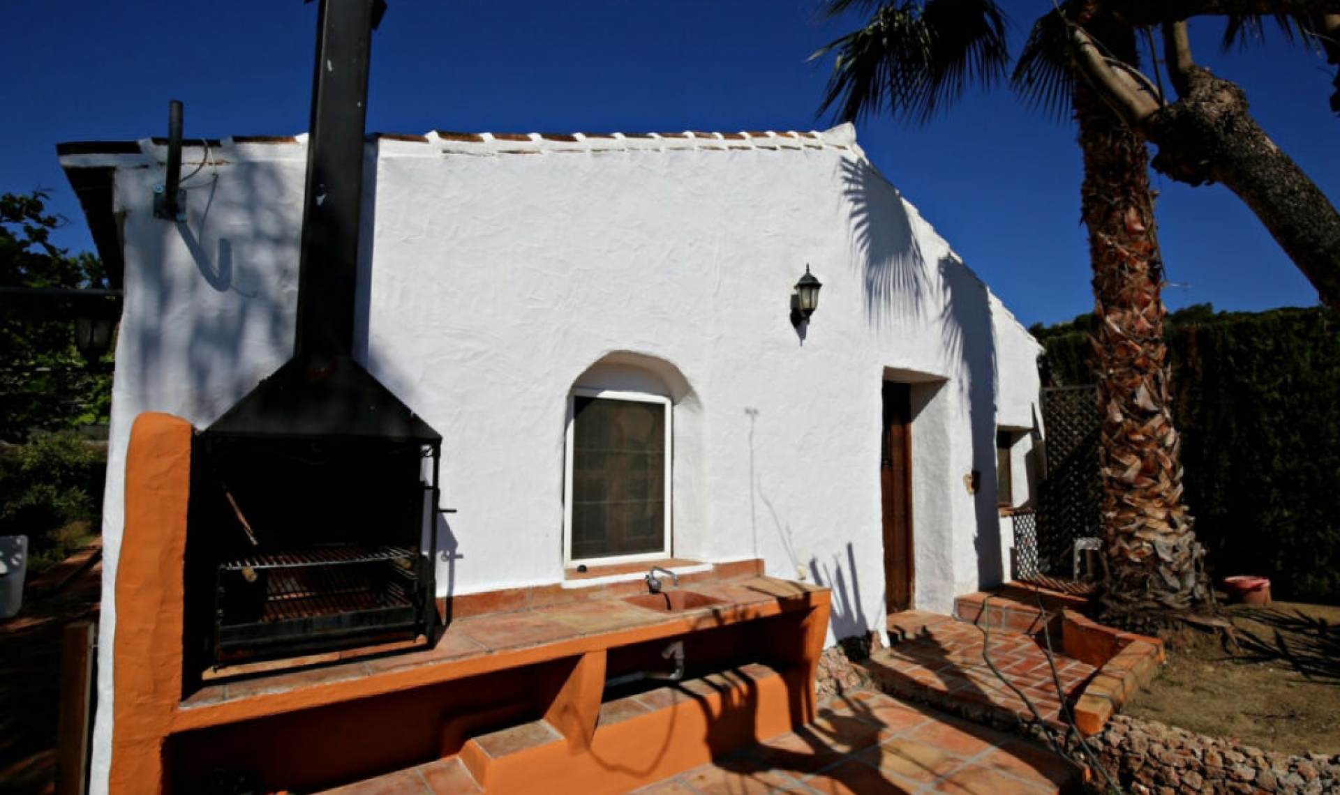 Resale - House -
Frigiliana