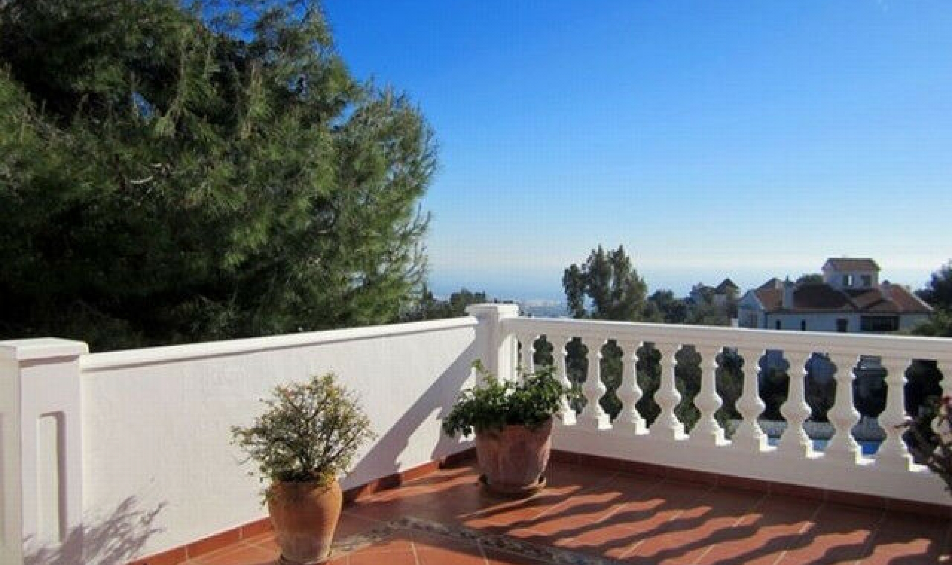 Resale - House -
Frigiliana