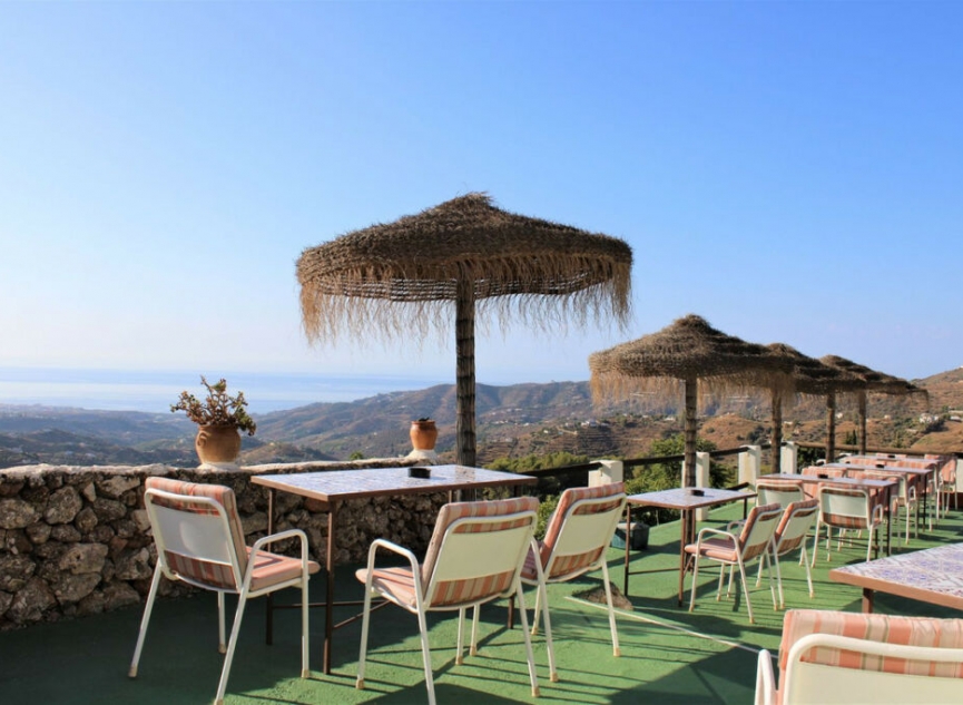Resale - House -
Frigiliana