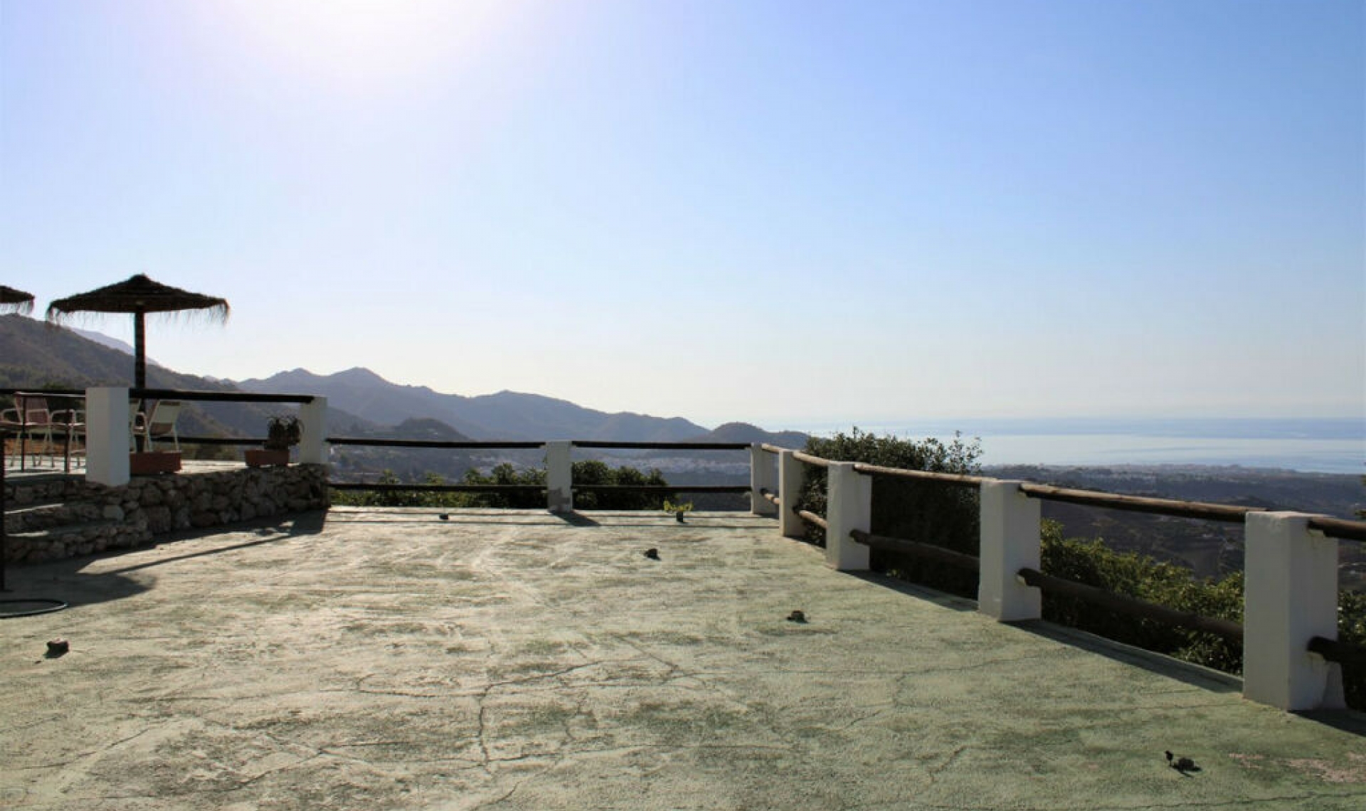 Resale - House -
Frigiliana