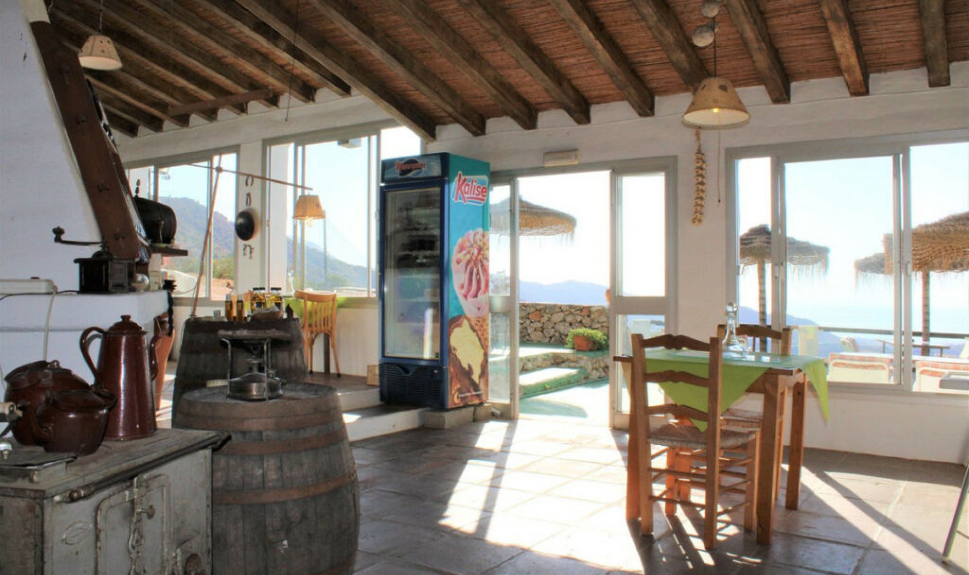 Resale - House -
Frigiliana