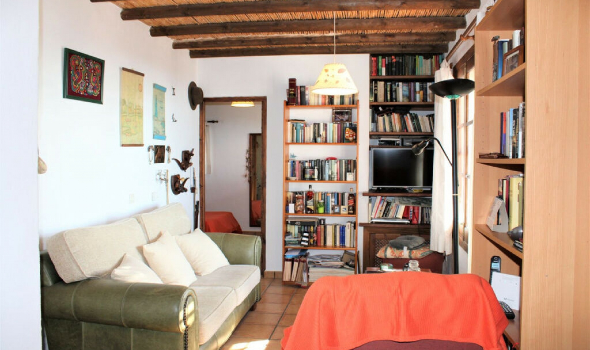 Resale - House -
Frigiliana