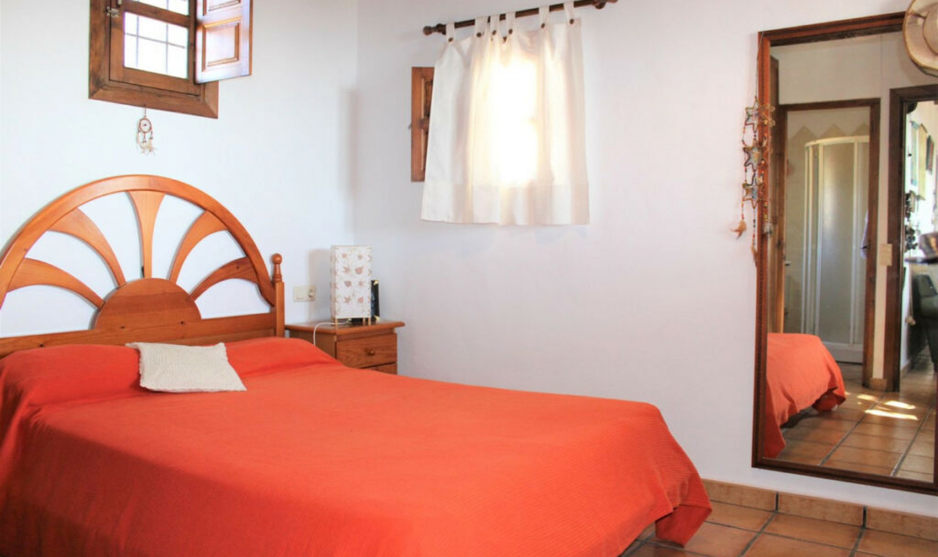 Resale - House -
Frigiliana