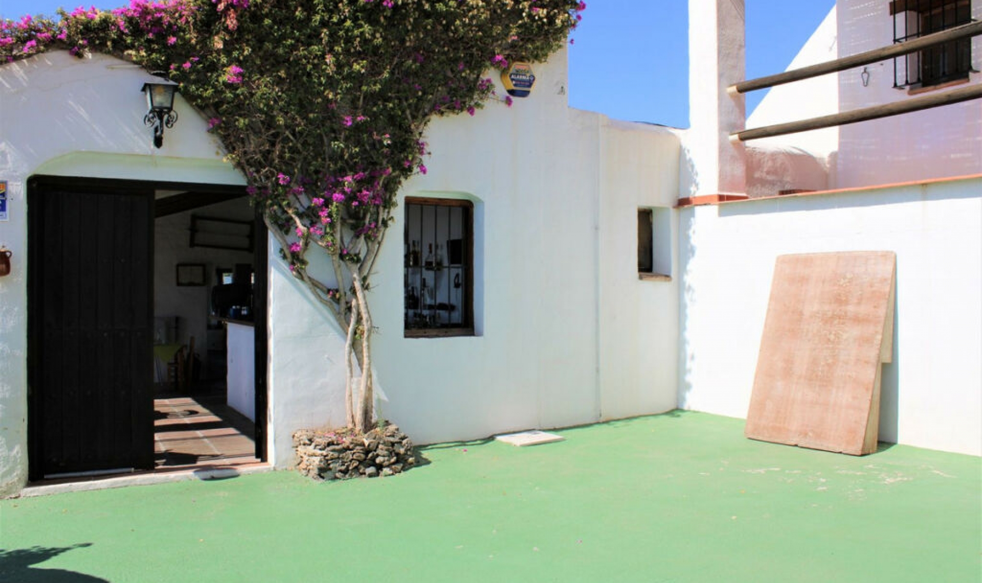 Resale - House -
Frigiliana