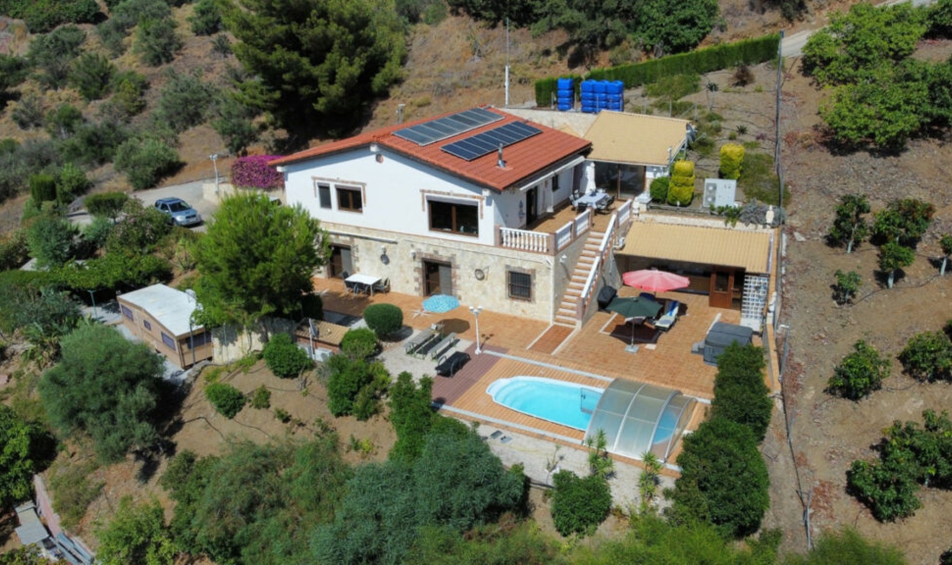 Resale - House -
Frigiliana