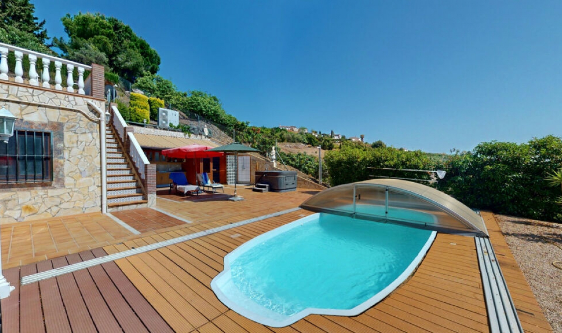 Resale - House -
Frigiliana