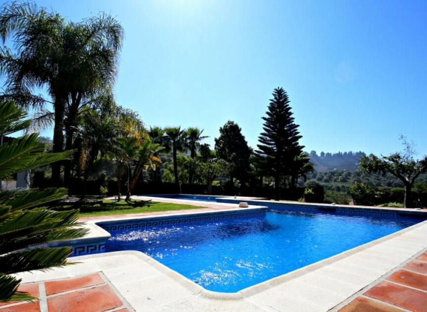 Resale - House -
Frigiliana