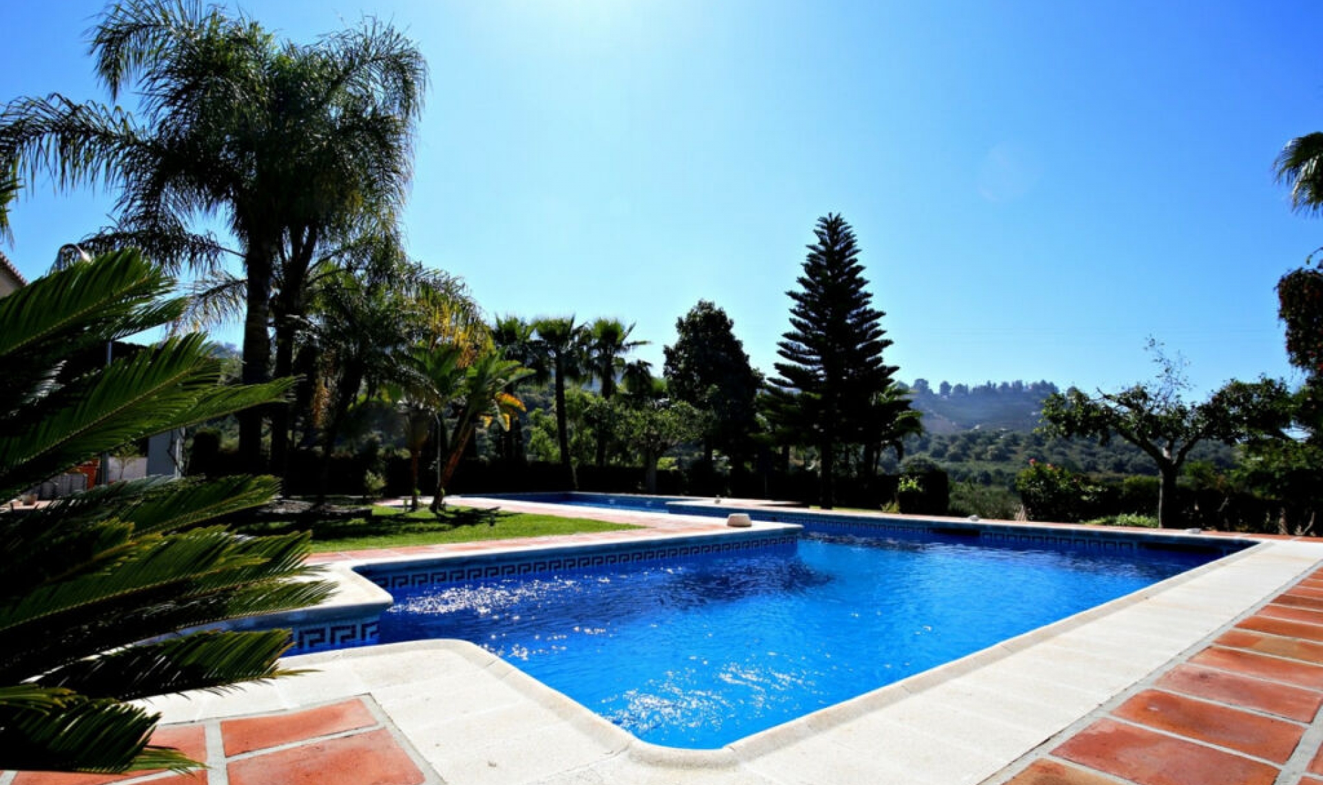 Resale - House -
Frigiliana