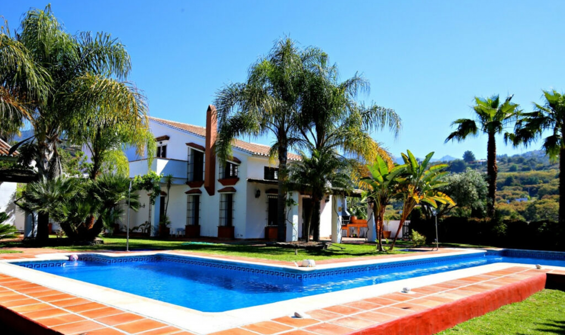 Resale - House -
Frigiliana