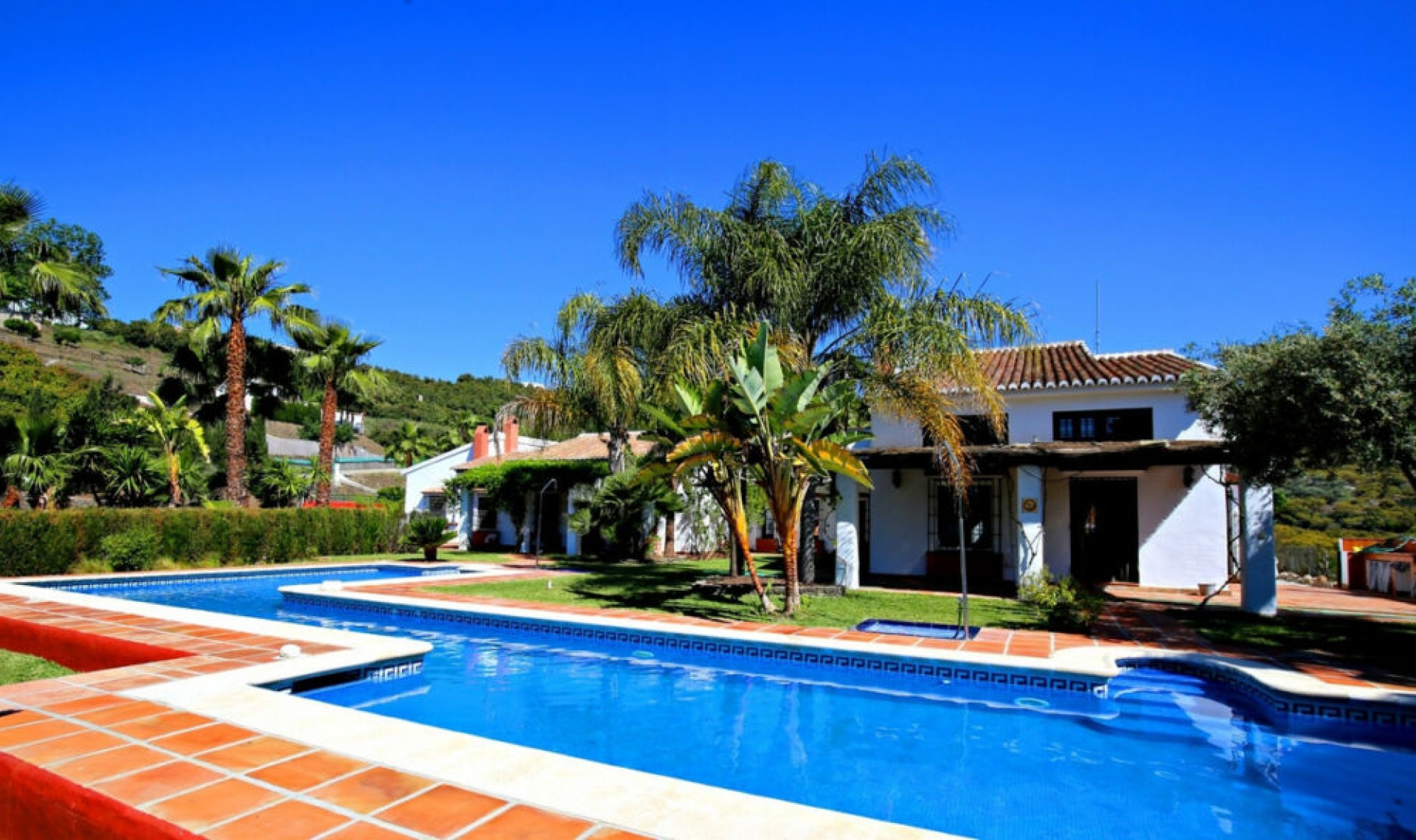 Resale - House -
Frigiliana