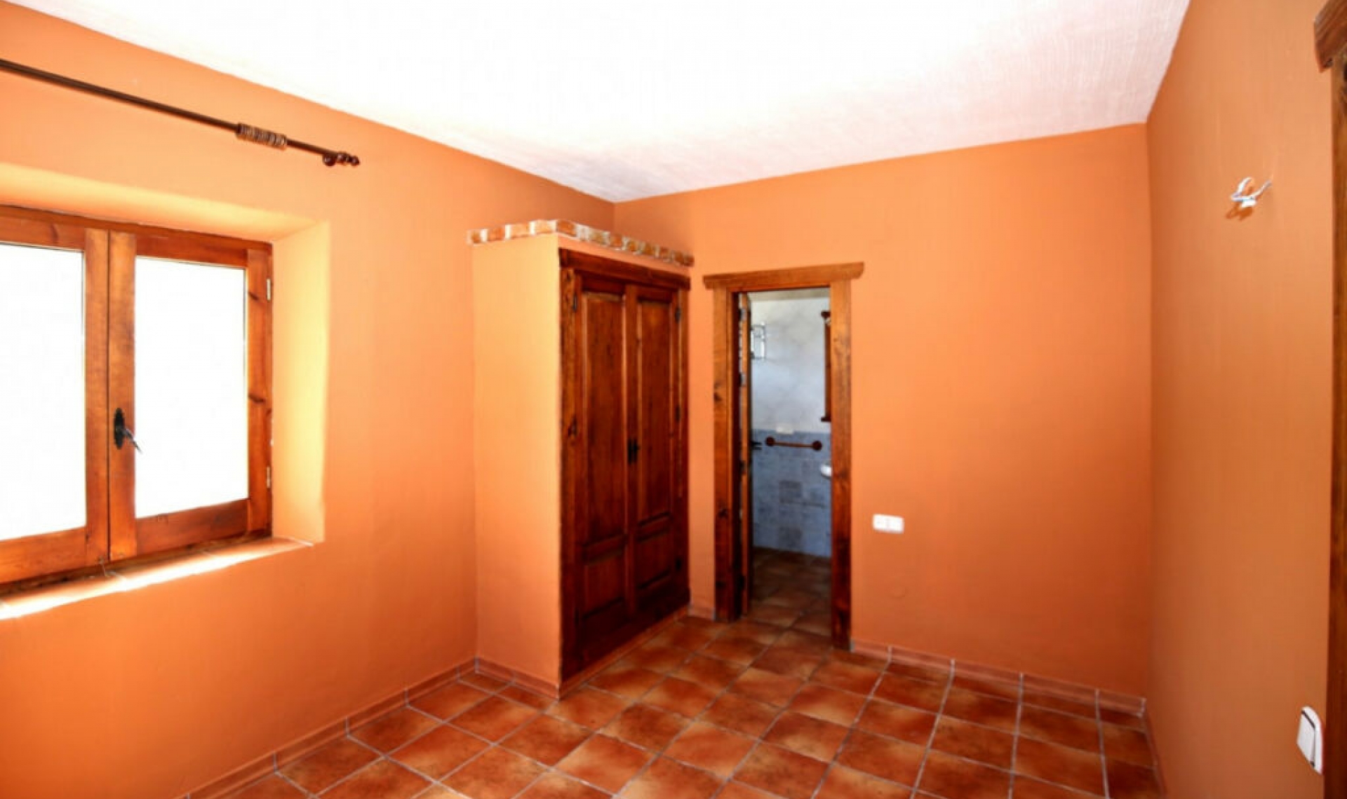 Resale - House -
Frigiliana