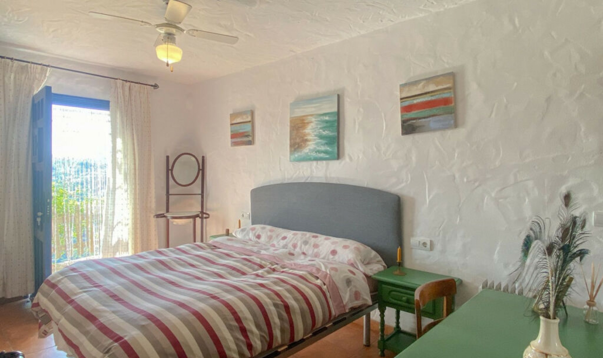 Resale - House -
Frigiliana