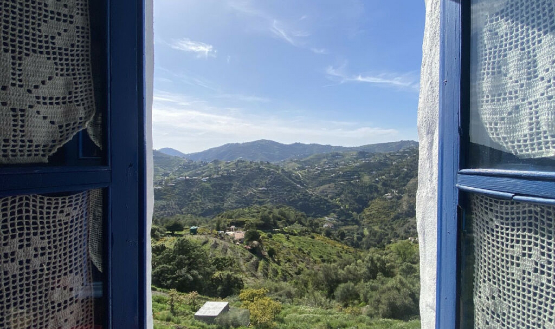 Resale - House -
Frigiliana