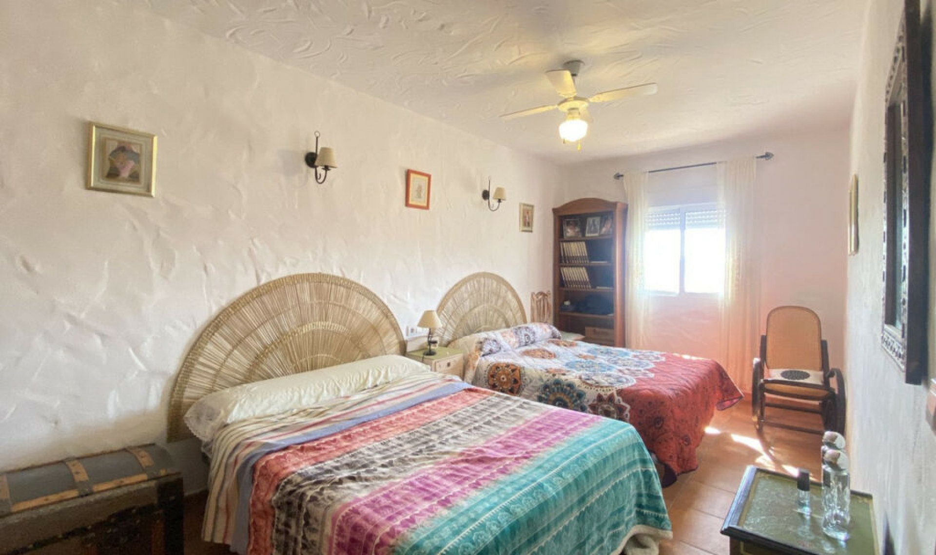 Resale - House -
Frigiliana