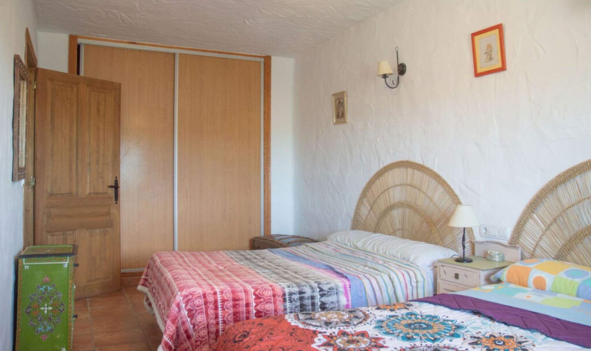 Resale - House -
Frigiliana