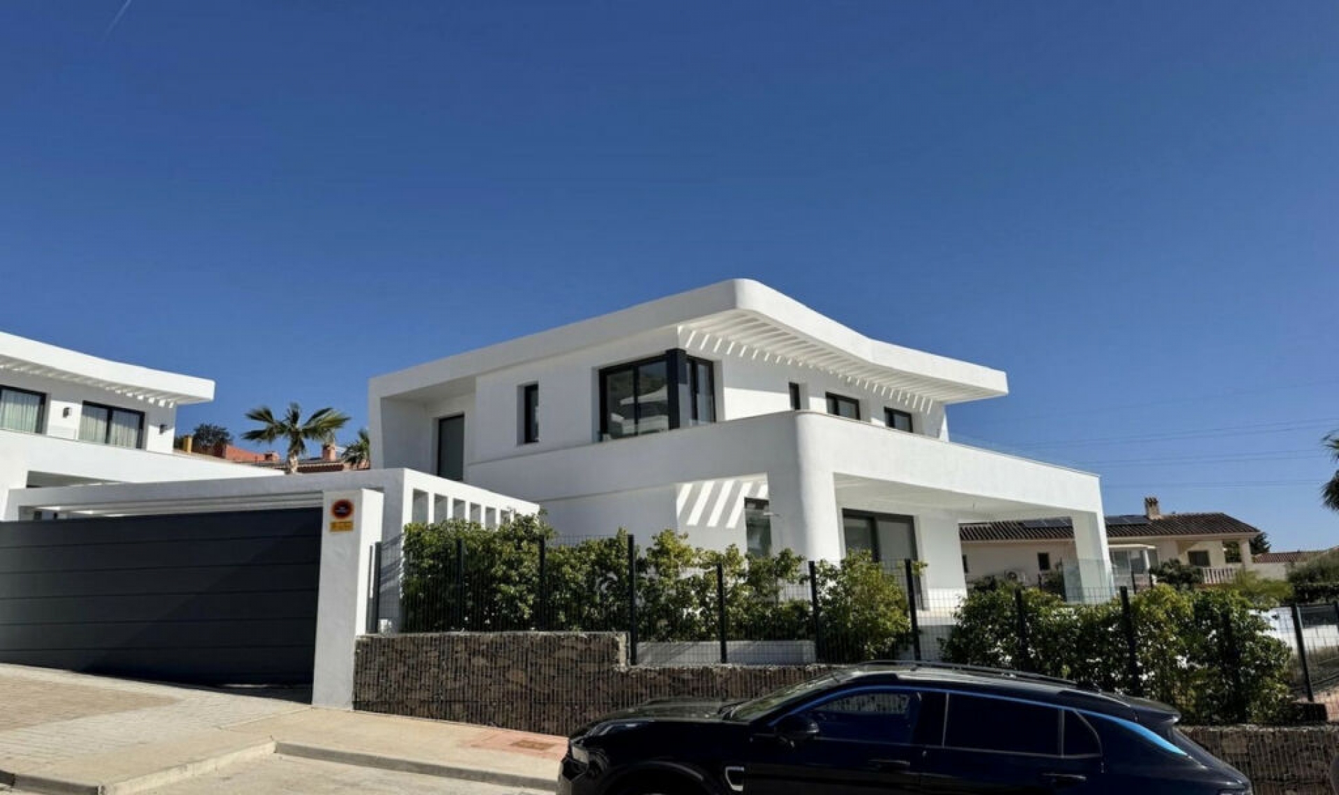 Resale - House -
Fuengirola