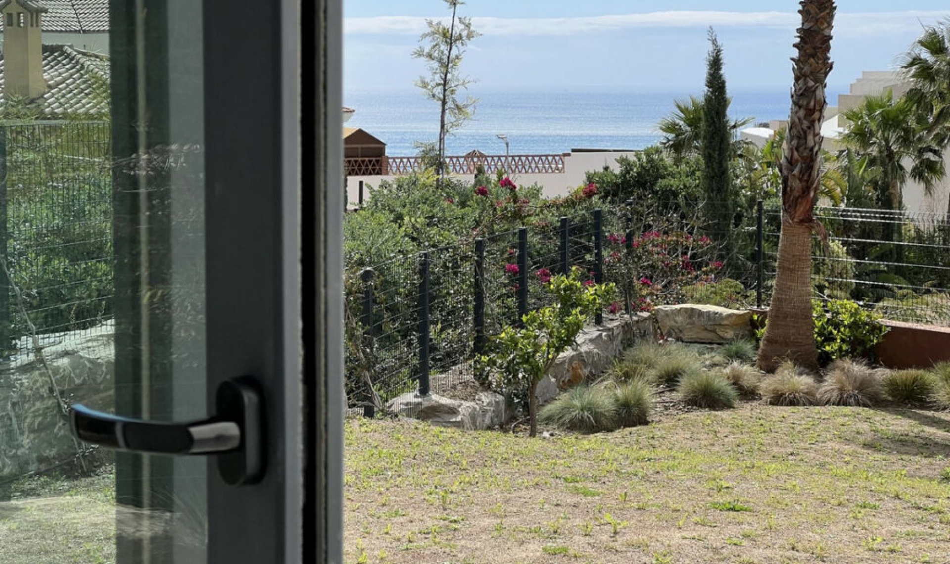 Resale - House -
Fuengirola