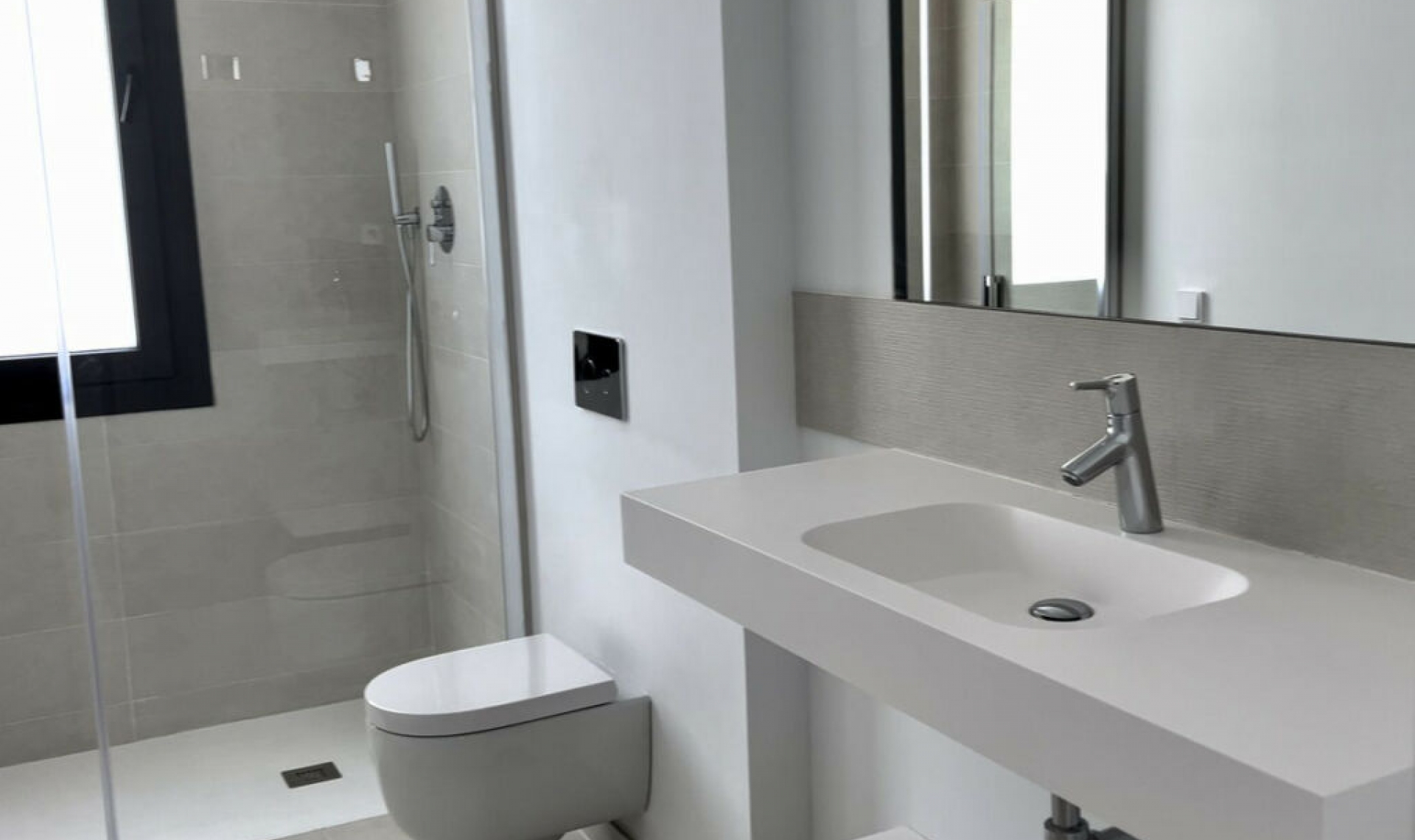 Resale - House -
Fuengirola