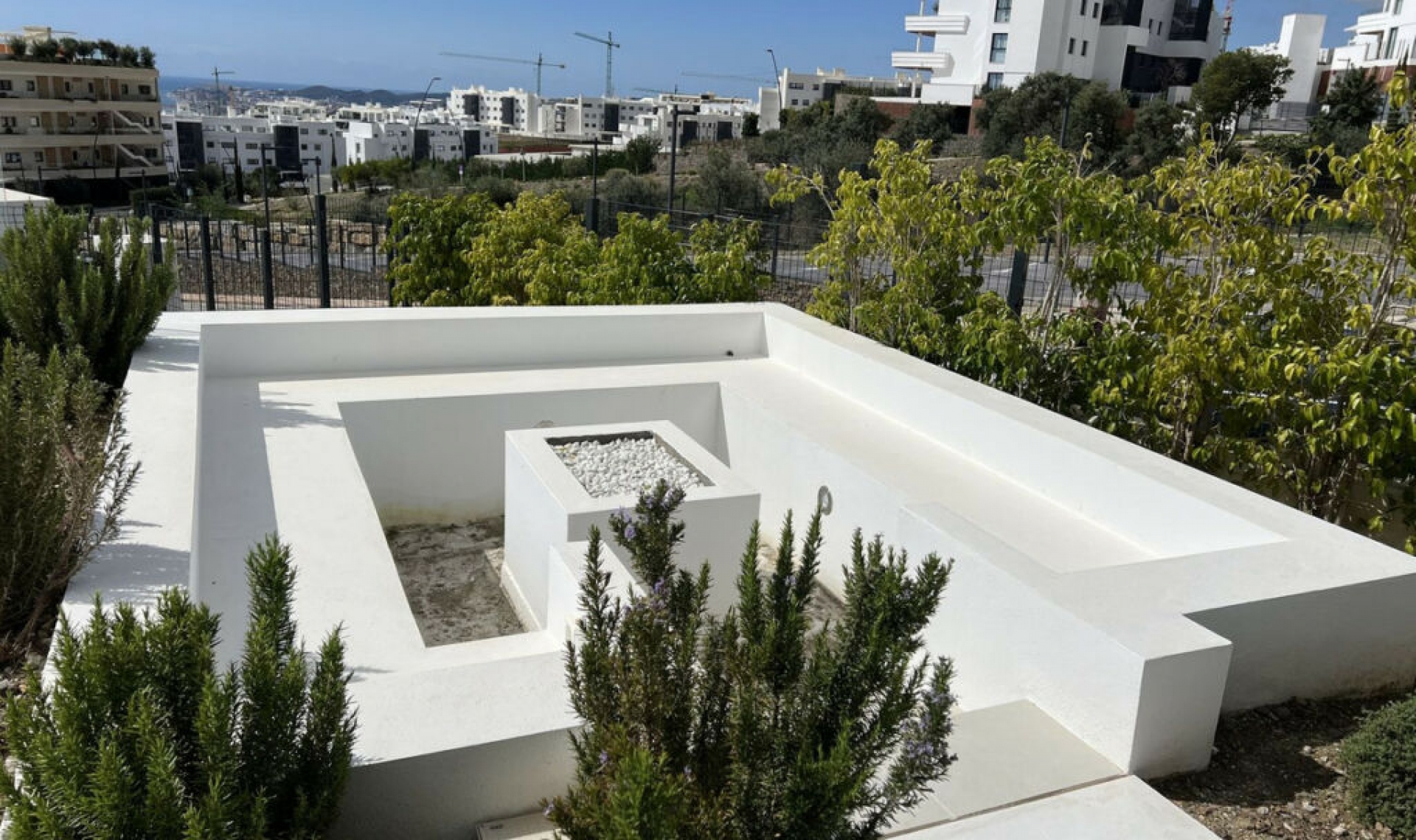 Resale - House -
Fuengirola