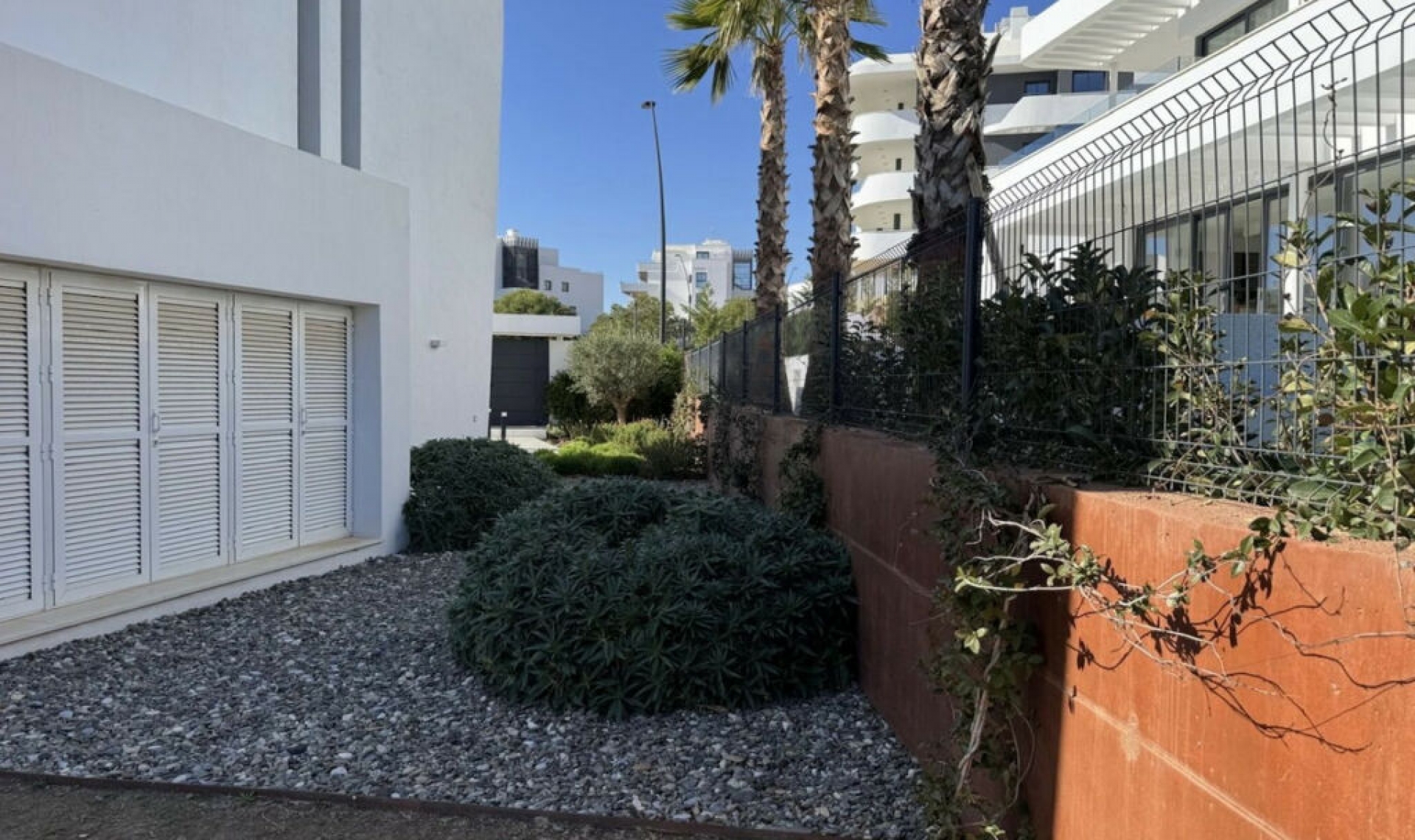 Resale - House -
Fuengirola