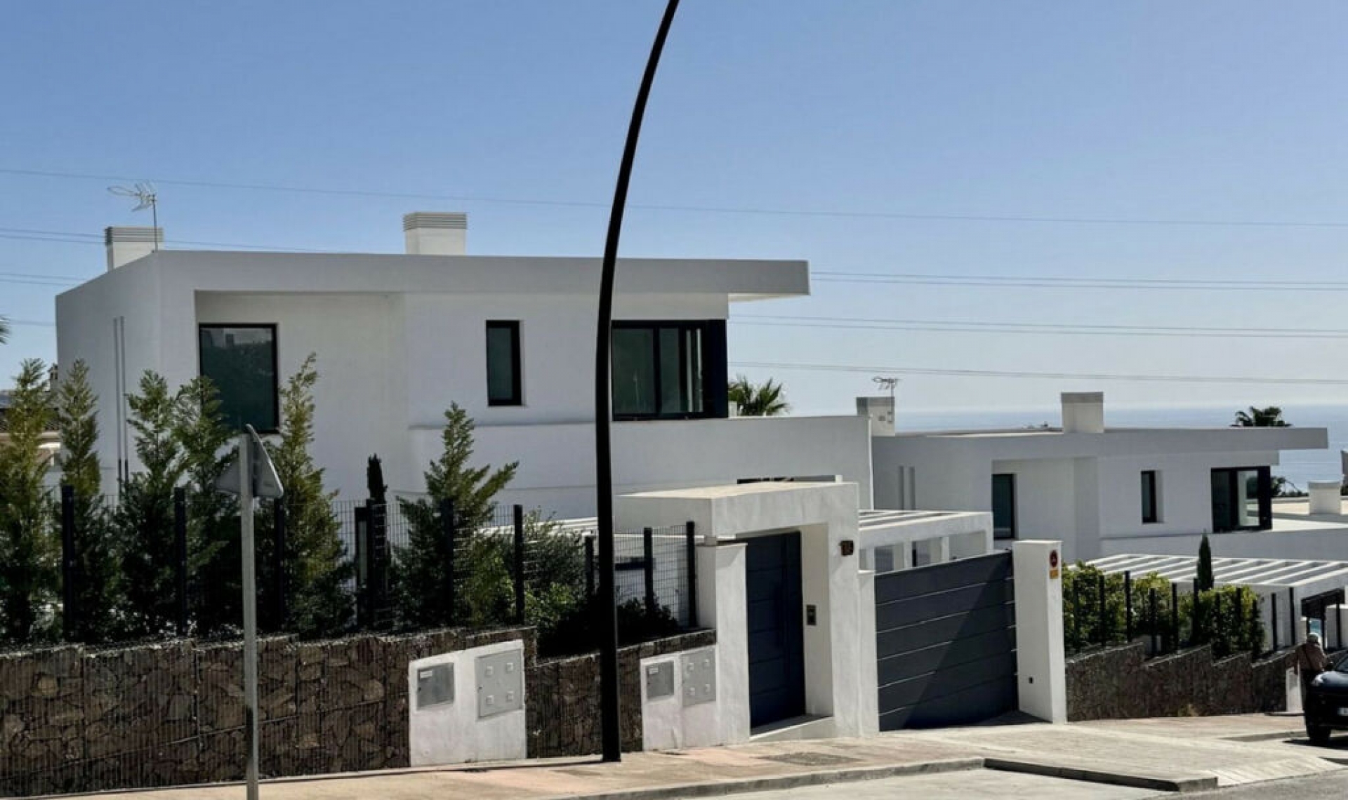 Resale - House -
Fuengirola