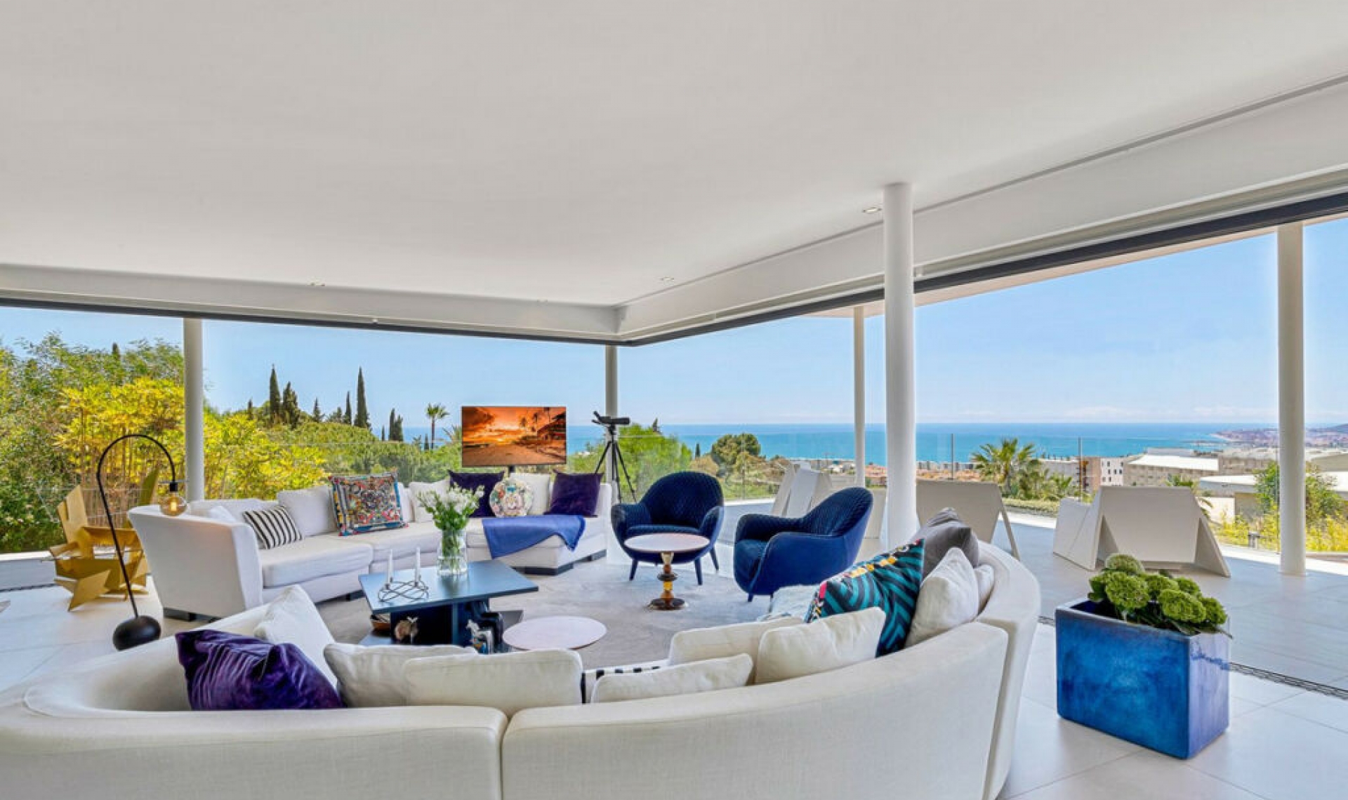 Resale - House -
Fuengirola