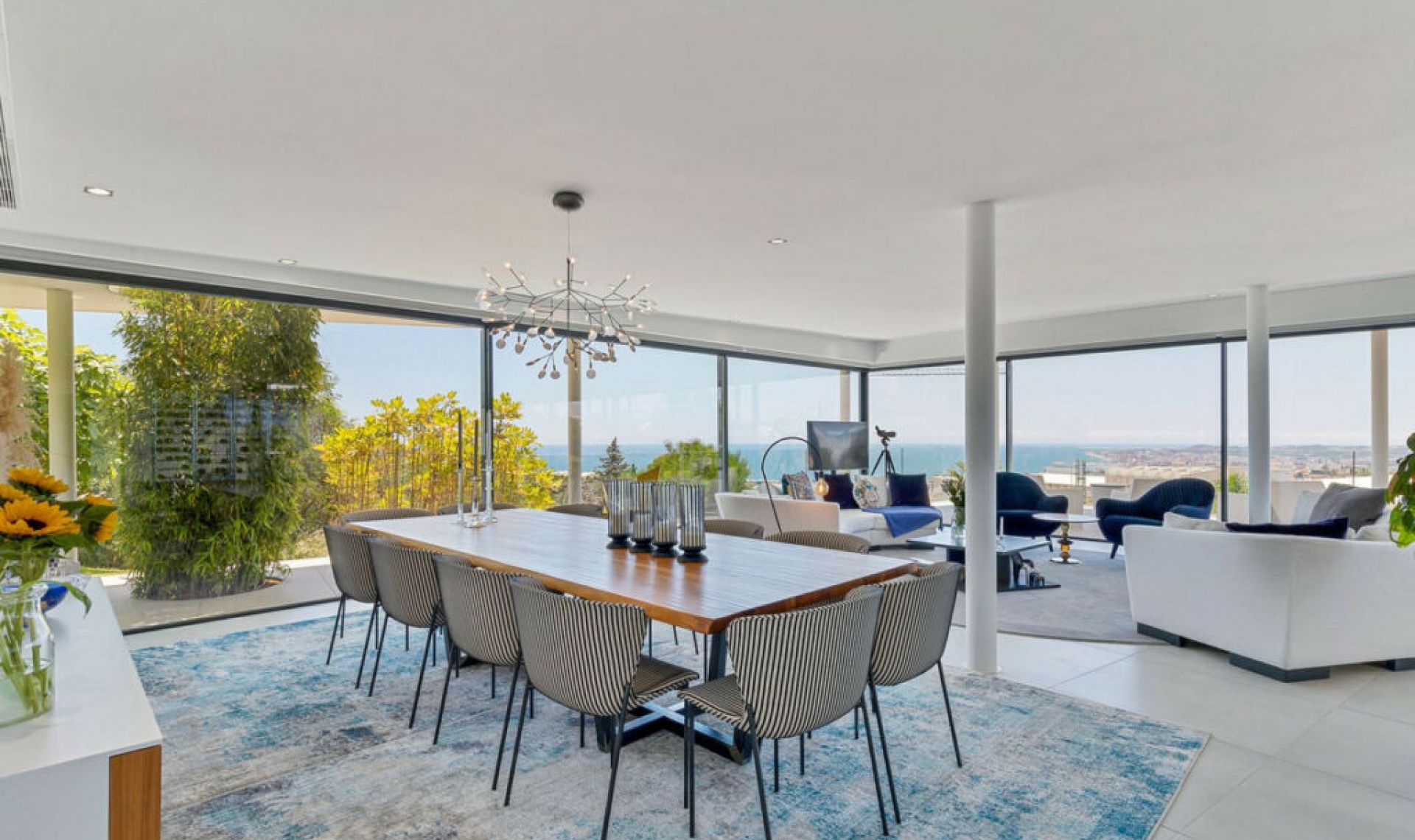 Resale - House -
Fuengirola