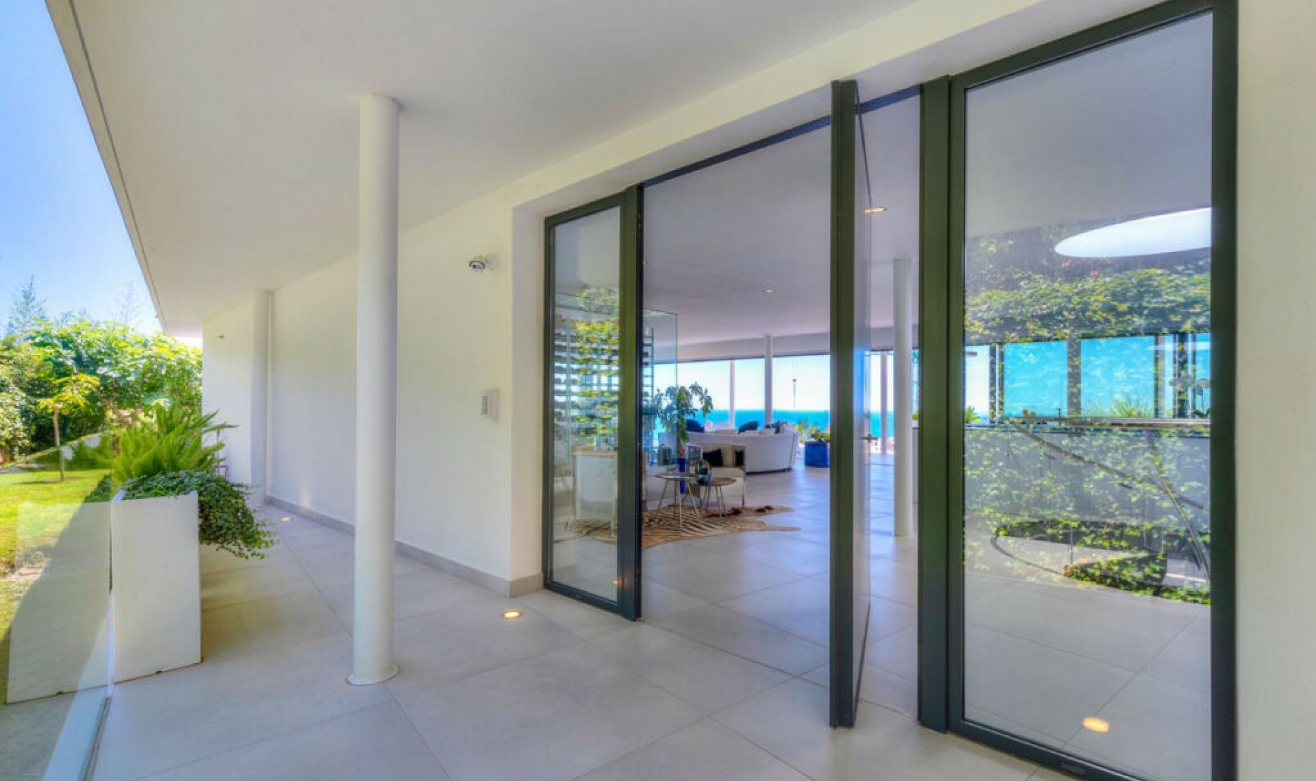 Resale - House -
Fuengirola