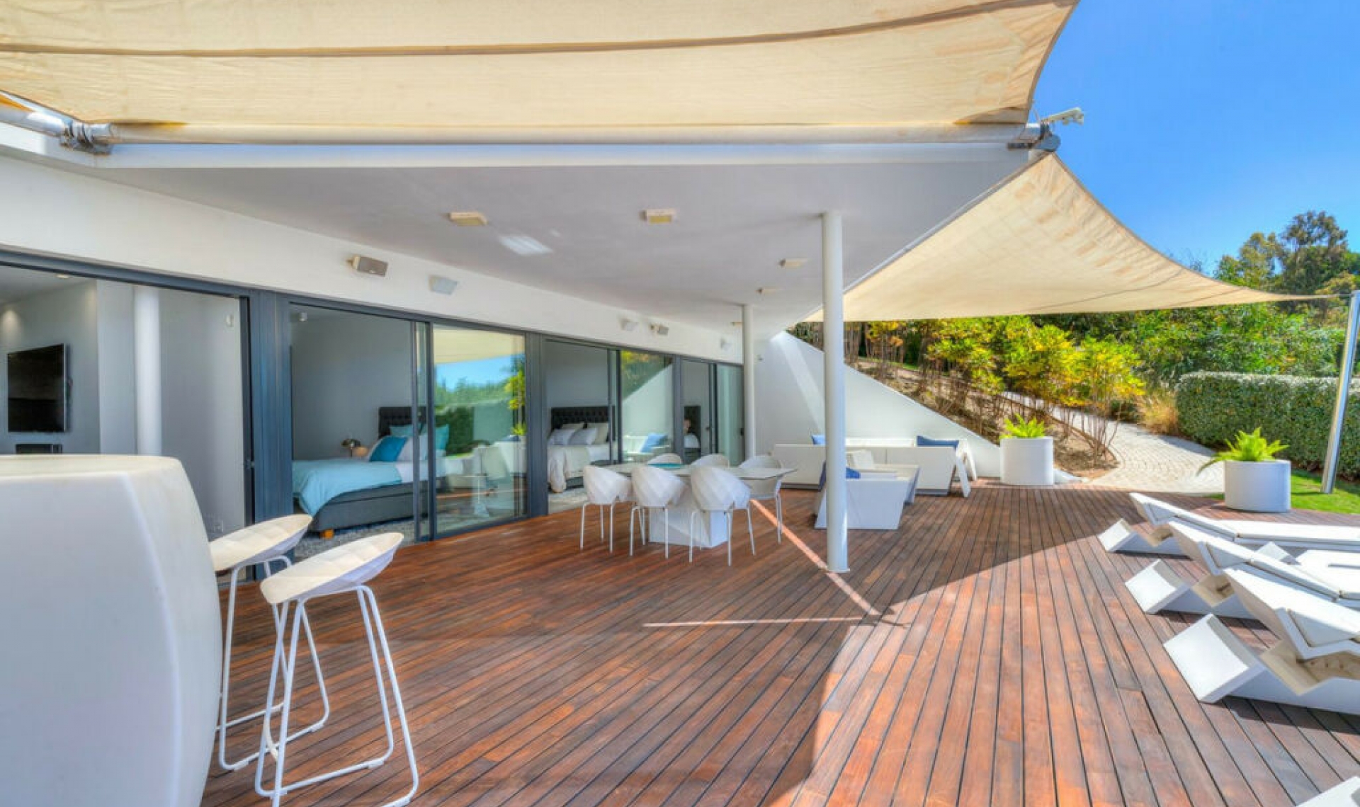 Resale - House -
Fuengirola