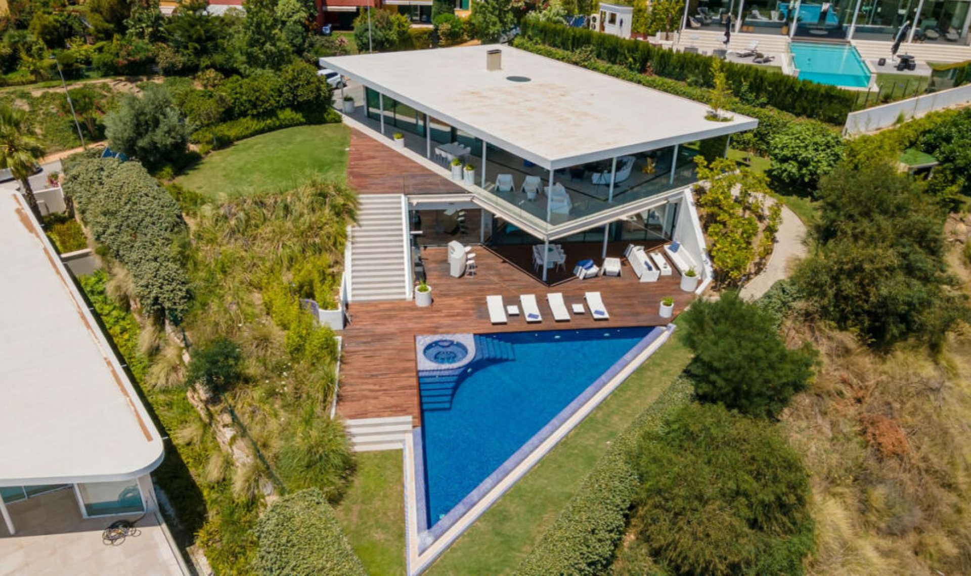 Resale - House -
Fuengirola