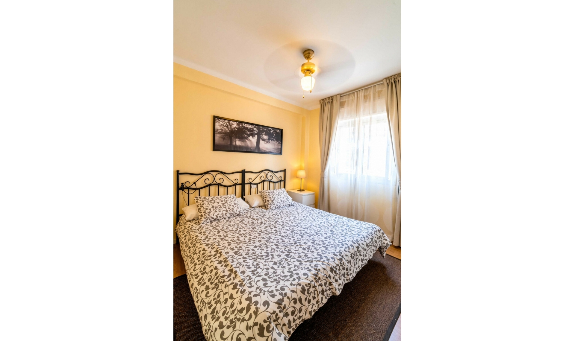 Resale - House -
Fuengirola