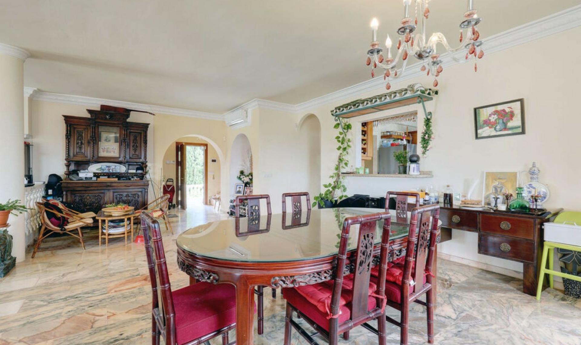 Resale - House -
Fuengirola