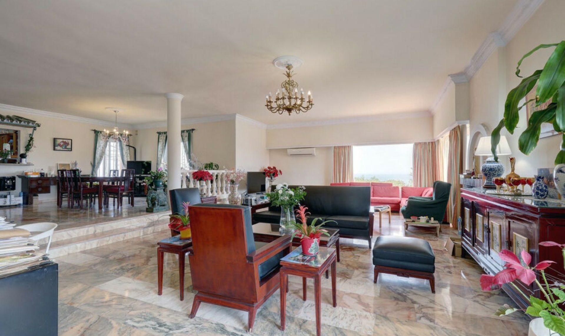 Resale - House -
Fuengirola