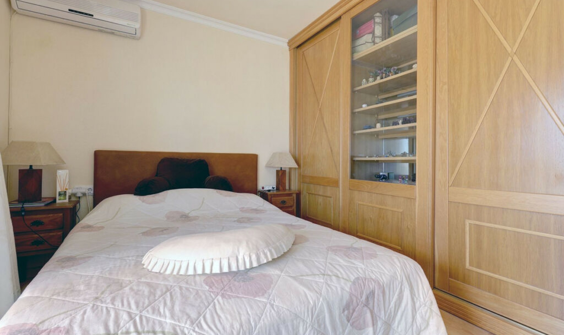 Resale - House -
Fuengirola