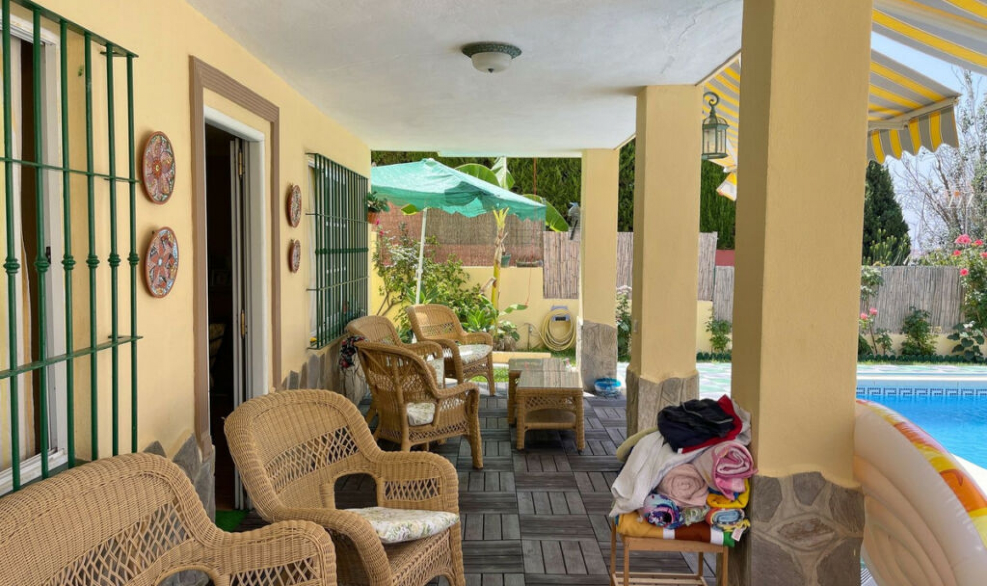 Resale - House -
Fuengirola